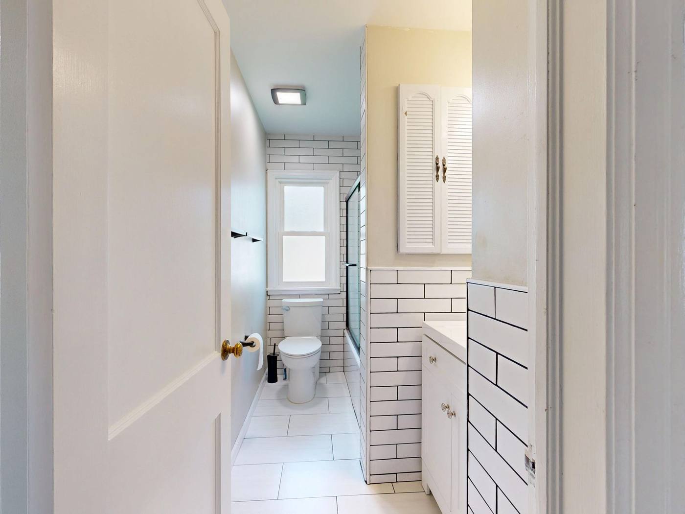 small bathroom renovation cost