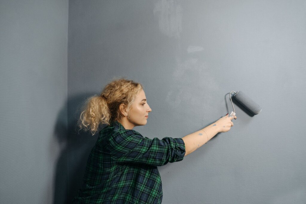 painting interior walls