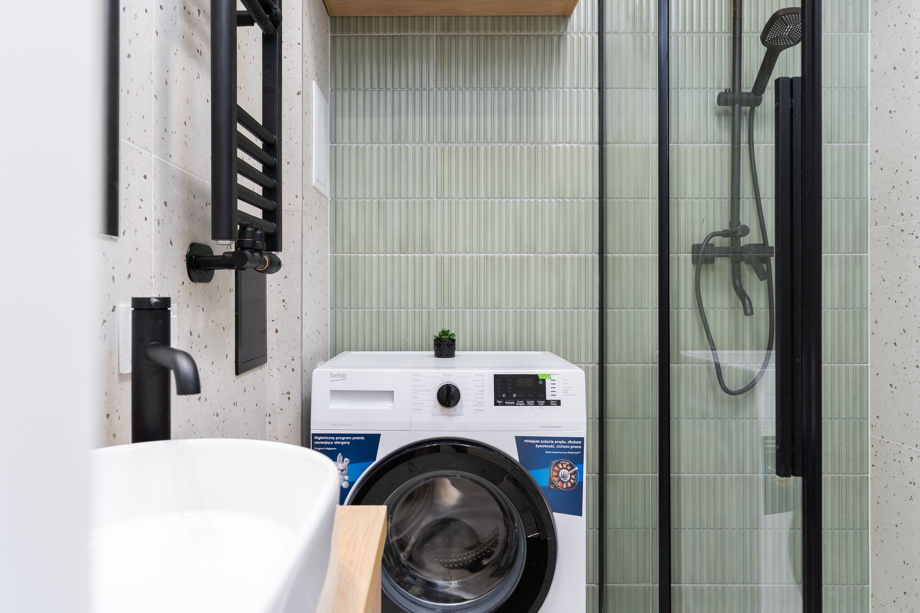 small bathroom renovation cost