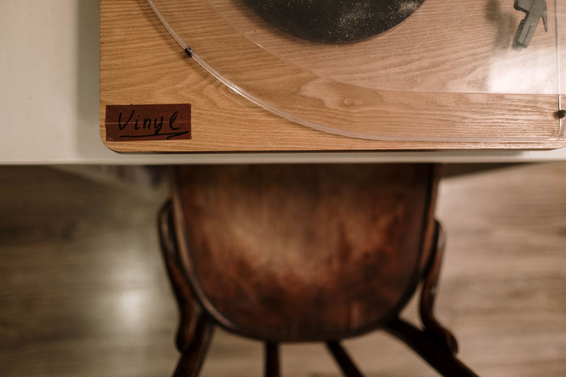 glued vinyl flooring